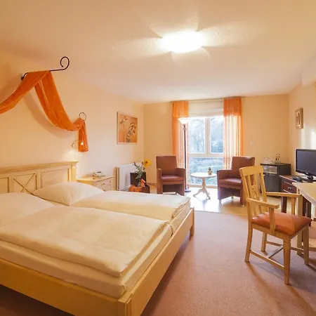 Hotel Backenkoehler 3*