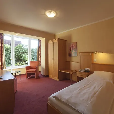 Hotel Backenkoehler 3*